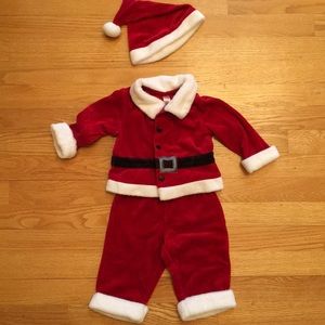 Velvet 3-piece Santa Suit 6mo NWOT